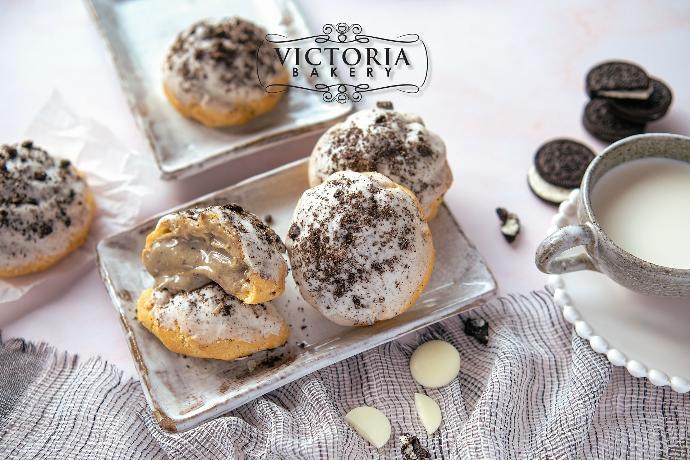 Cookies & Cream Cream Puff (Box of 8)