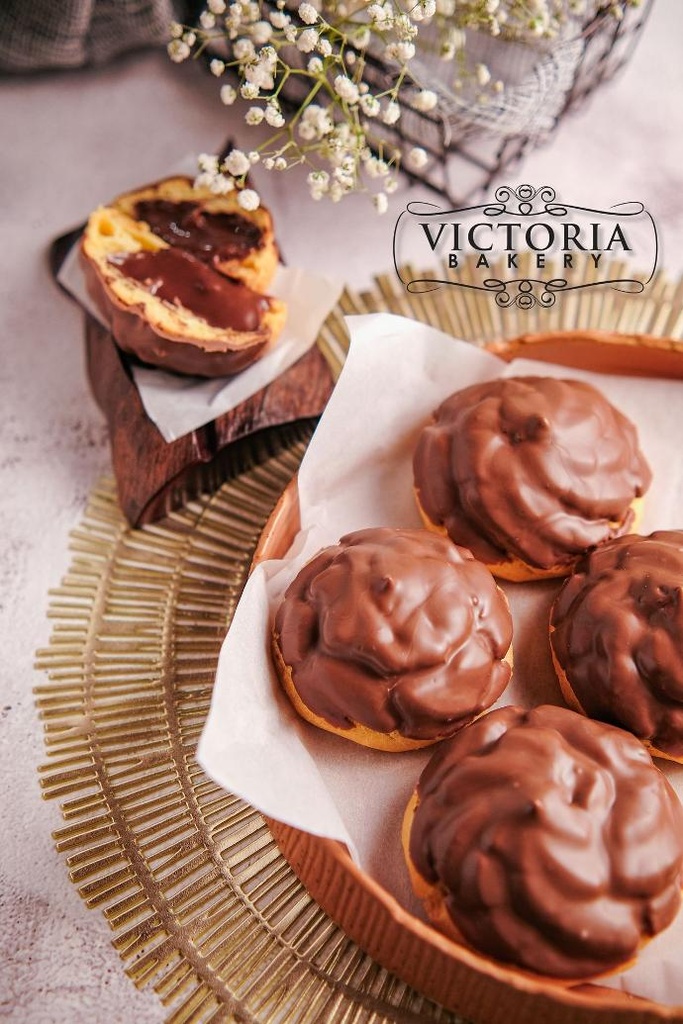 Chocolate Cream Puff (Box of 6)