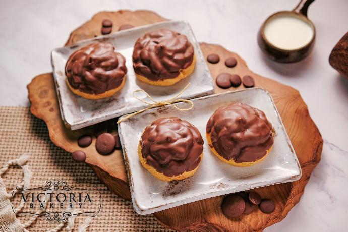 Chocolate Cream Puff (Box of 12)